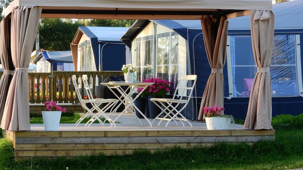 Bien choisir une pergola bioclimatique : voici nos conseils